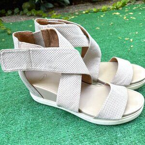 DR SCHOLL'S Golden Hour Microfiber Gladiator Sporty Wedge Sandals Shoe NWOT 10